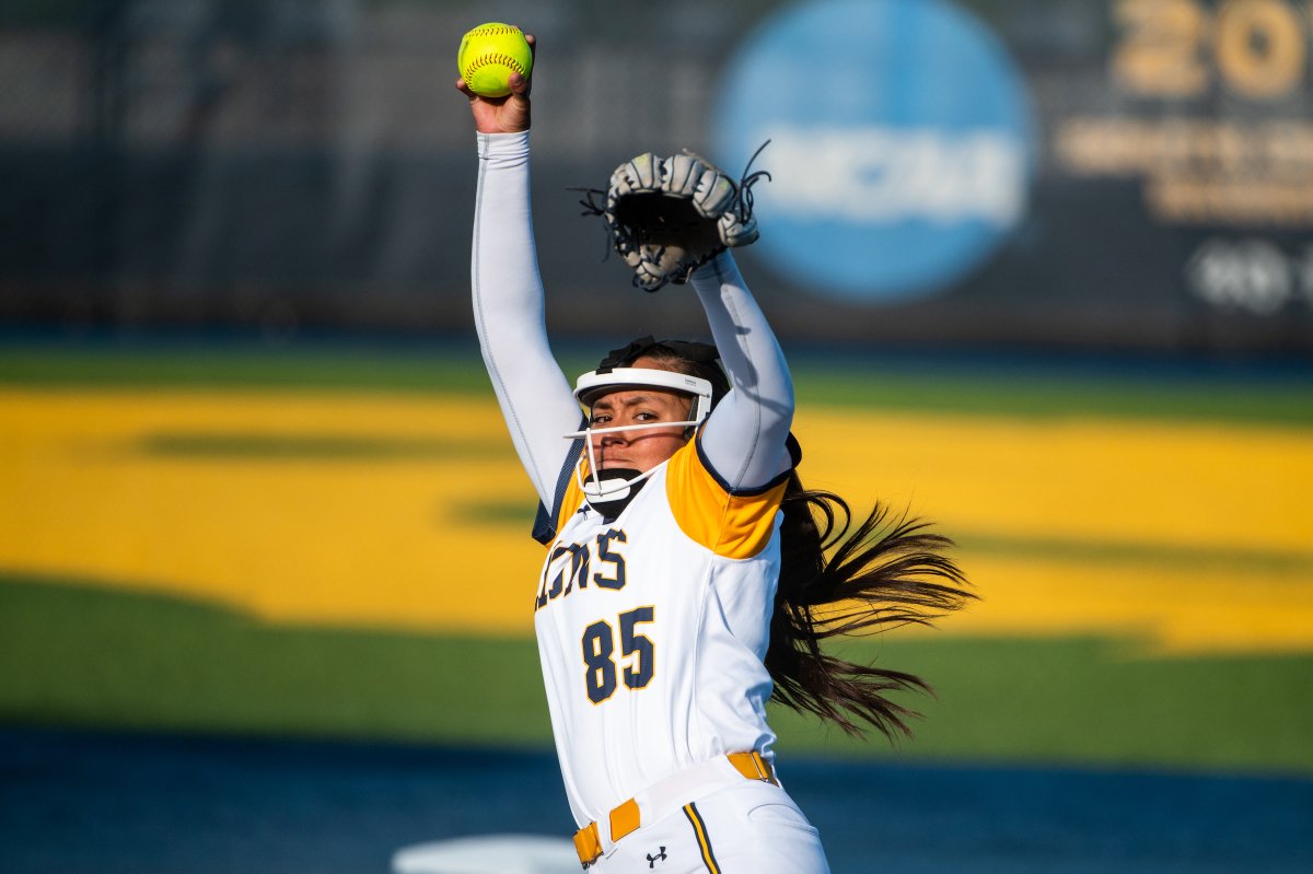 etamuniversity's tweet photo. #TAMUC's Julia Sanchez has been dazzling on the diamond lately. Since March 31, Sanchez has:

• 60.2 innings pitched
• A 1.50 ERA
• A .201 opponent batting average
• Three complete-game shutouts
• One no-hitter

The Lions finish the regular season next weekend at Lamar. https://t.co/JPGpEQxJvh