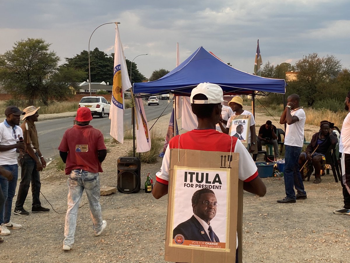 rodneycloete's tweet photo. #Onyaanya,
#JohnPandeni, &
#Rehoboth
π Busy Sunday of recruitment & mobilization for #IndependentPatriotsForChange in! π³οΈ The assignment is clear, votes win elections! Namibian democracy is alive and thriving! π³π¦πͺ #Itula4President #IPC2024 https://t.co/rGs7YKboAS