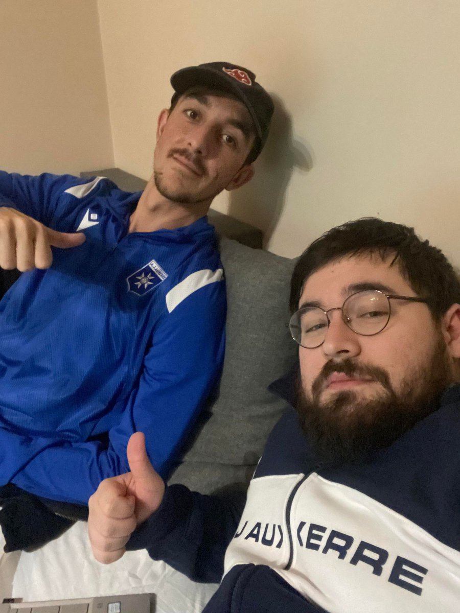 TOP 5-8 FGS 4 et meilleur 🇫🇷 du tournoi✨

Impressionnant tout le WE, c'était vraiment un plaisir de t'accompagner❤️

Il va être temps de mettre du respect sur ton nom, même si tout n'est pas rose dans notre saison 😘

@AjaEsports <a href="/Pain_FIFA/">AJA PAIN</a> <a href="/deshe74/">Lucas</a> <a href="/Fake92_Fifa/">fake</a> 1/2