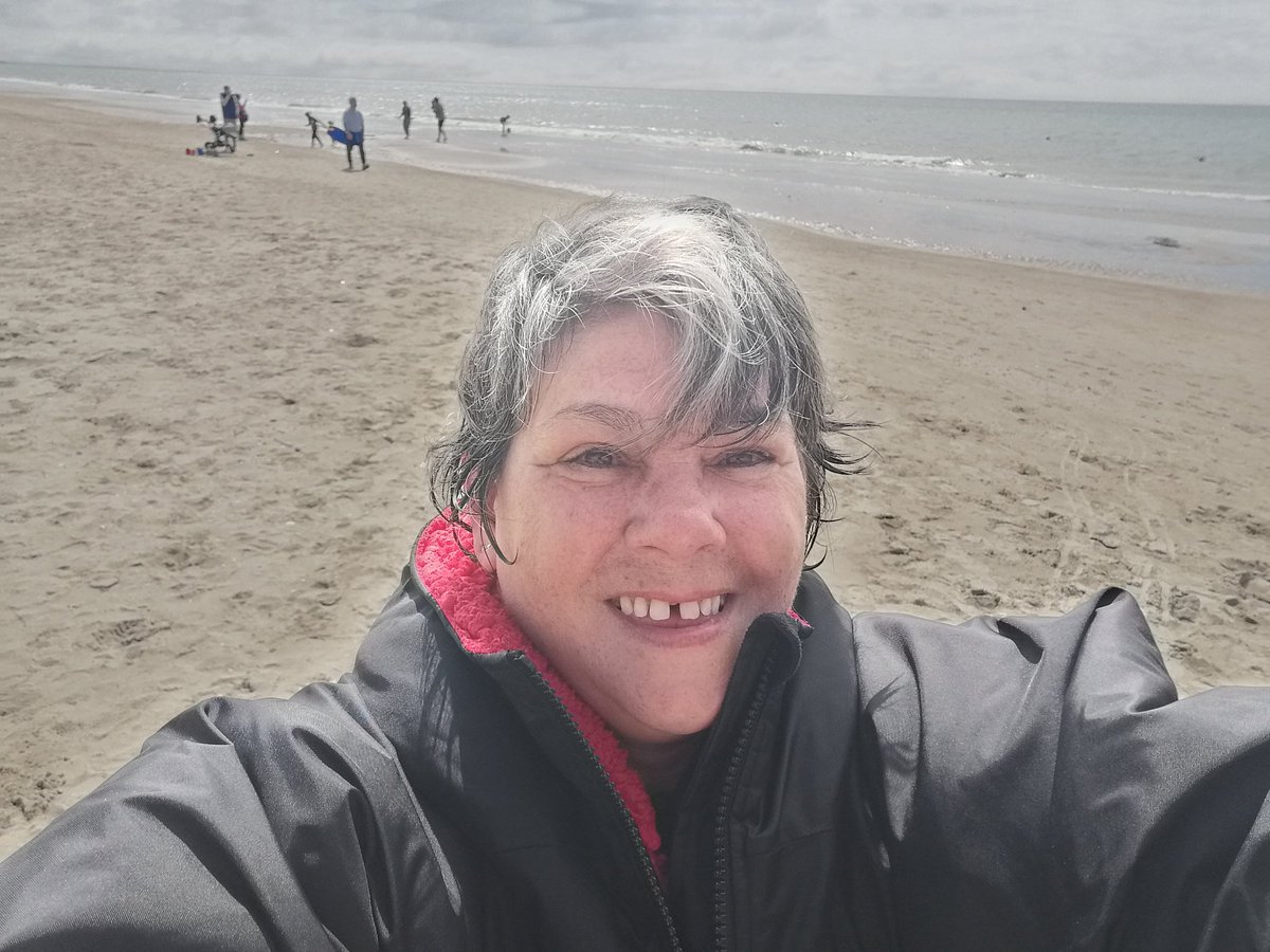Bernieadufe's tweet photo. I met my salty friend in Curracloe today. I can't escape her, not  that I want to.  I really enjoyed my swim &amp; a walk on the beach. Then back home to Gorey for a delicious lunch in @springmountgc.
#SeaSwimming
#SwimmingLife
#SwimmingTogs
#SpringSwim
#Wexford https://t.co/AX8y2kp9RZ