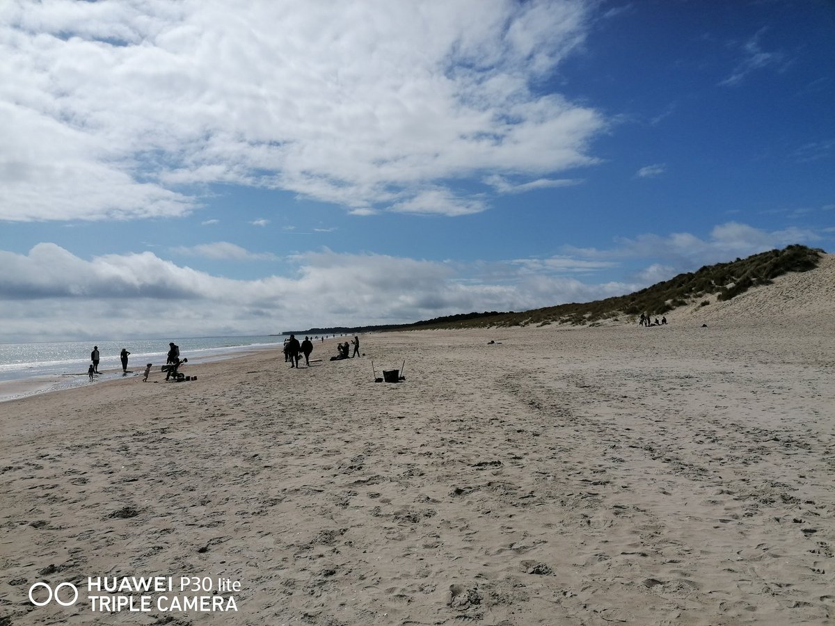 Bernieadufe's tweet photo. I met my salty friend in Curracloe today. I can't escape her, not  that I want to.  I really enjoyed my swim &amp; a walk on the beach. Then back home to Gorey for a delicious lunch in @springmountgc.
#SeaSwimming
#SwimmingLife
#SwimmingTogs
#SpringSwim
#Wexford https://t.co/AX8y2kp9RZ