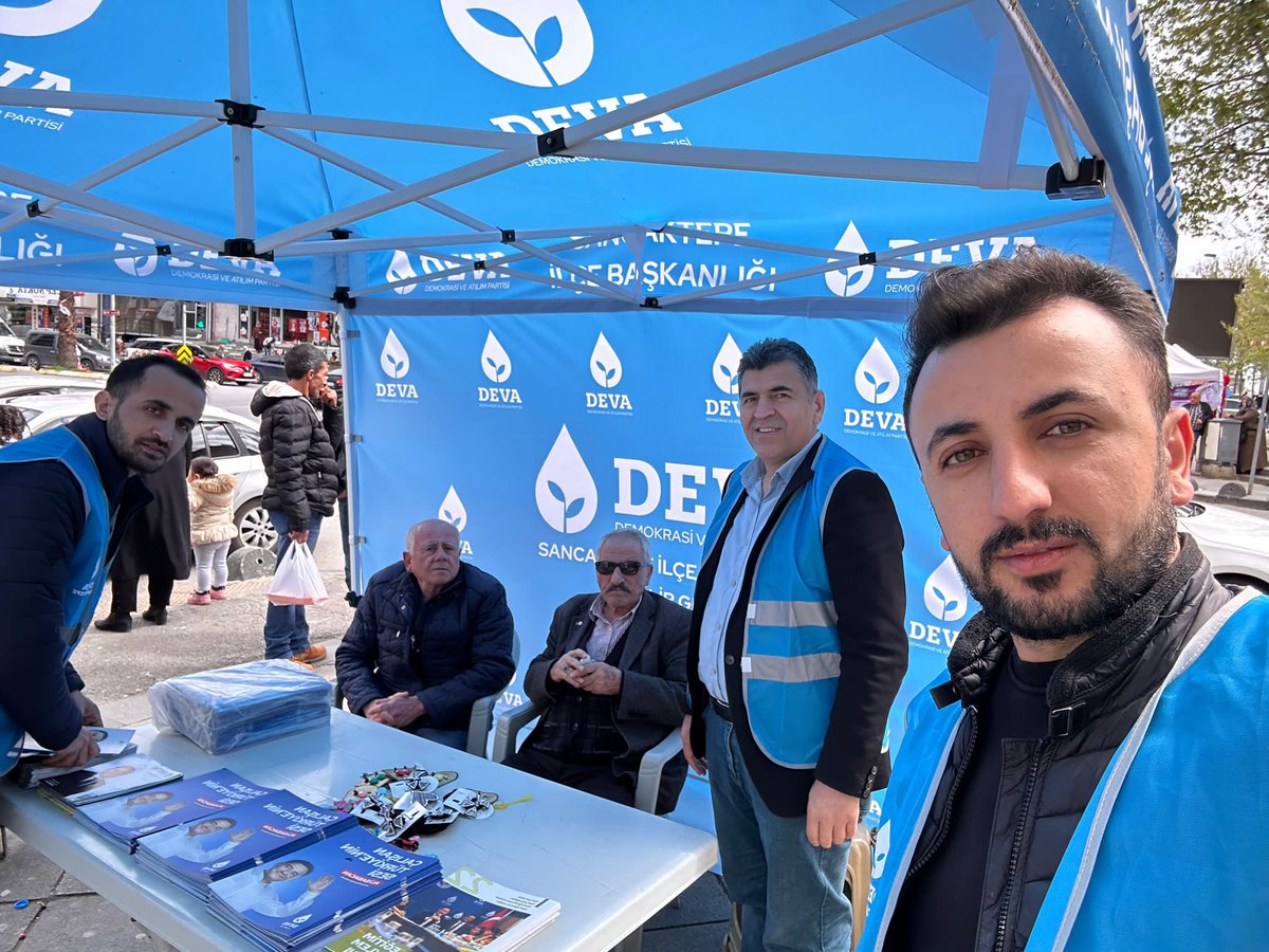 gencdevasncktpe's tweet photo. Sarıgazi Samandıra ve Yenidoğan’daki stantlarımızın başında vatandaşlarımızın sorunlarını dinleyip çözümlerimizi anlatıyoruz durmadan yola devam💧🌱

@mutalipgecer 
@ismailozallp 

#AliBabacan #DevaPartisi #izmirmitingi #ÇalışanTürkiyeninSesi https://t.co/1FwgeT8YeZ