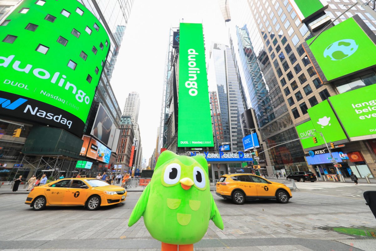 I would crown Duolingo the savviest brand on TikTok.

In a world of rising CACs, it's become more important for companies to find ways to manufacture virality. 

No one is better at it than Duolingo: