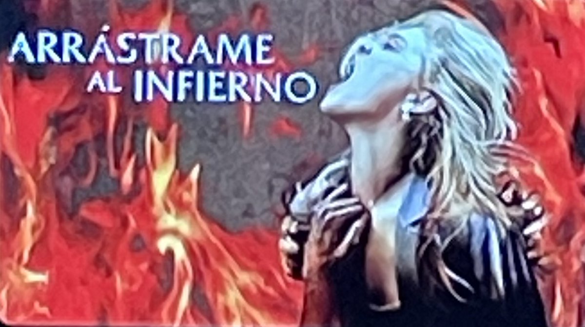 PrimerPase's tweet image. Qué bien me lo he vuelto a pasar. Maravillosa en sus excentricidades #DragMeToHell