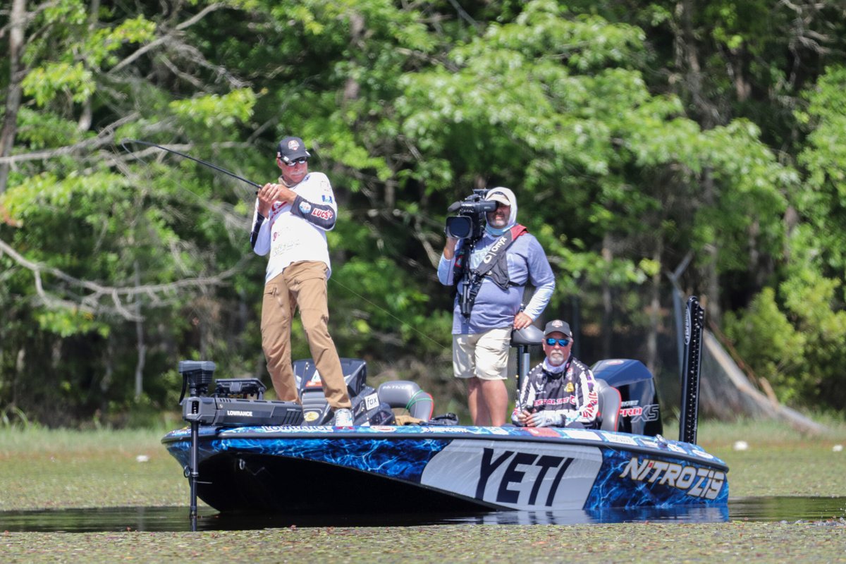 MajorLeagueFish's tweet photo. Andy Morgan is fighting to stay above the #ToroCutLine while Casey Ashley is trying to mow it down during the Knockout Round of @GeneralTire Heavy Hitters Presented by @BassProShops Watch MLFNOW! to see what happens!
https://t.co/LvAY9Al31z

@LouisianaTravel  #WEAREbassfishing https://t.co/D9hhRMTVfE