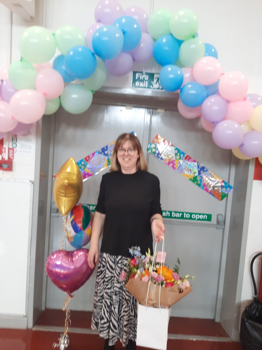 Mrs Barr tweet media