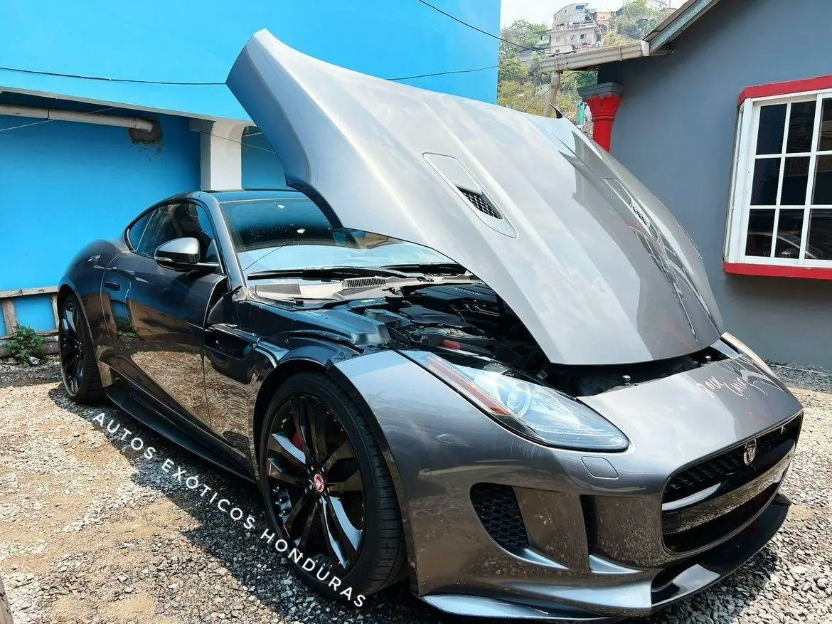 🔥 Jaguar F-Type🔥
🔴 Nuevo Ingreso 🔴
#AutosExoticosHonduras 
#AEHJaguar #jaguar #jaguarftype #jaguarcars  #ftype #ExoticCars #ExoticCar #cars #honduras #tegucigalpa #instacar #carsdaily #luxurycars #carphotography #photooftheday #carsofinstagram #jaguargram #instacars