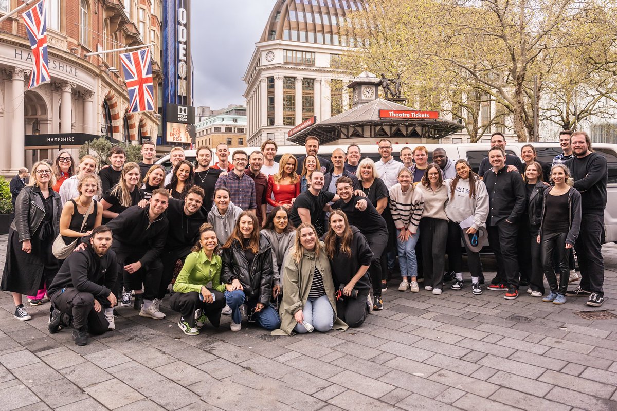 PeteMayFM's tweet photo. HEART’S MAKE ME A MILLIONAIRE 2023!💰

Another Heart listener’s life changed forever and another bit of world class radio put together by these legends 📻 

So proud to be a part of this INCREDIBLE team! @thisisheart ♥️ https://t.co/WmHi82ypAZ