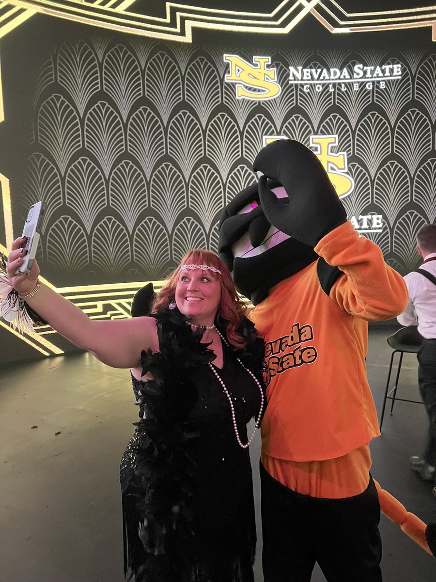 carr_8's tweet photo. #scorpionsuccess https://t.co/ZuKbQ8QXqB