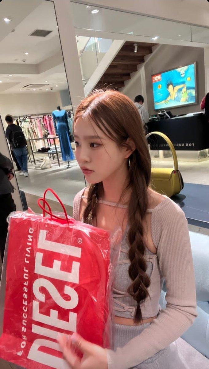 miheearchive's tweet photo. pretty🌺

#MIHEE #이미희 https://t.co/dqjQaqqk6A