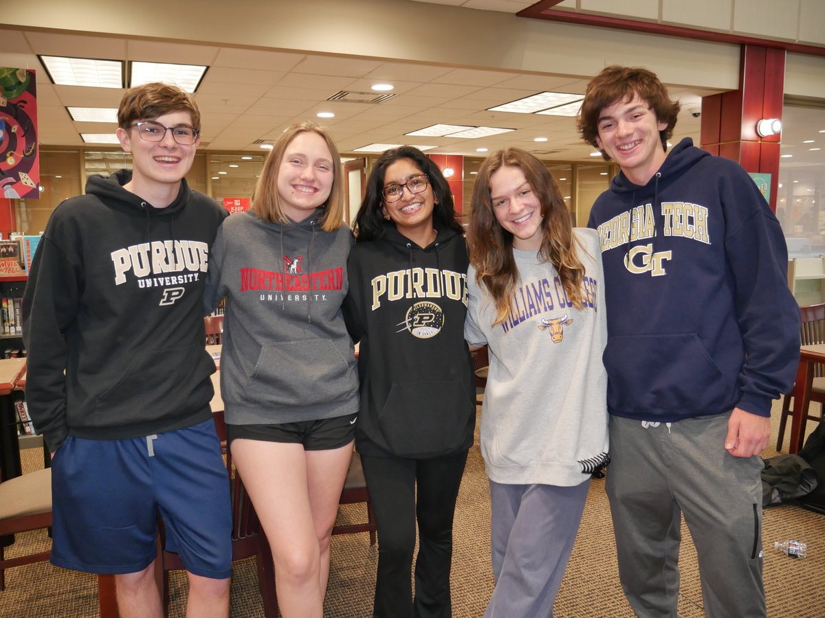 Orange_Schools's tweet photo. The Class of 2023 seniors celebrated their final day of classes by signing their intention letters, saying "farewell" to teachers &amp; hanging out with friends, many of whom have been together for all 13 years at Orange. The students begin Senior Project on May 1. #StrongerTogether https://t.co/APS1toszff
