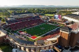 PressleyLorenzo's tweet photo. I am blessed to have received a full scholarship offer from Liberty University 🔴⚪️@LibertyFootball @coachbilldurkin @CoachBake99 @Coach_Stan3 @CoachEstepLCHS https://t.co/45dhmuCNEU