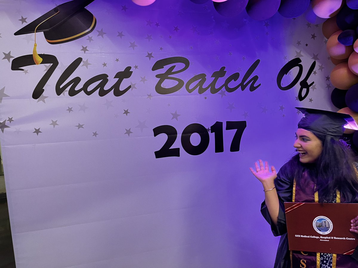 Vishva2710's tweet photo. Graduated👩🏻🎓
#convocation #batchof2017 #grad’23 https://t.co/a6SlnK44XC