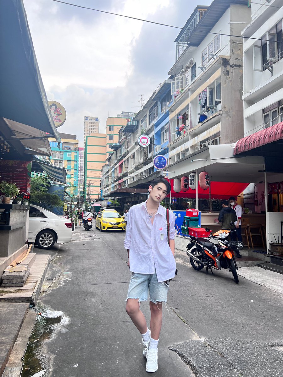 15666160wer's tweet photo. 来泰国来做泰国甜心了🇹🇭 https://t.co/ya5K7CJq3k
