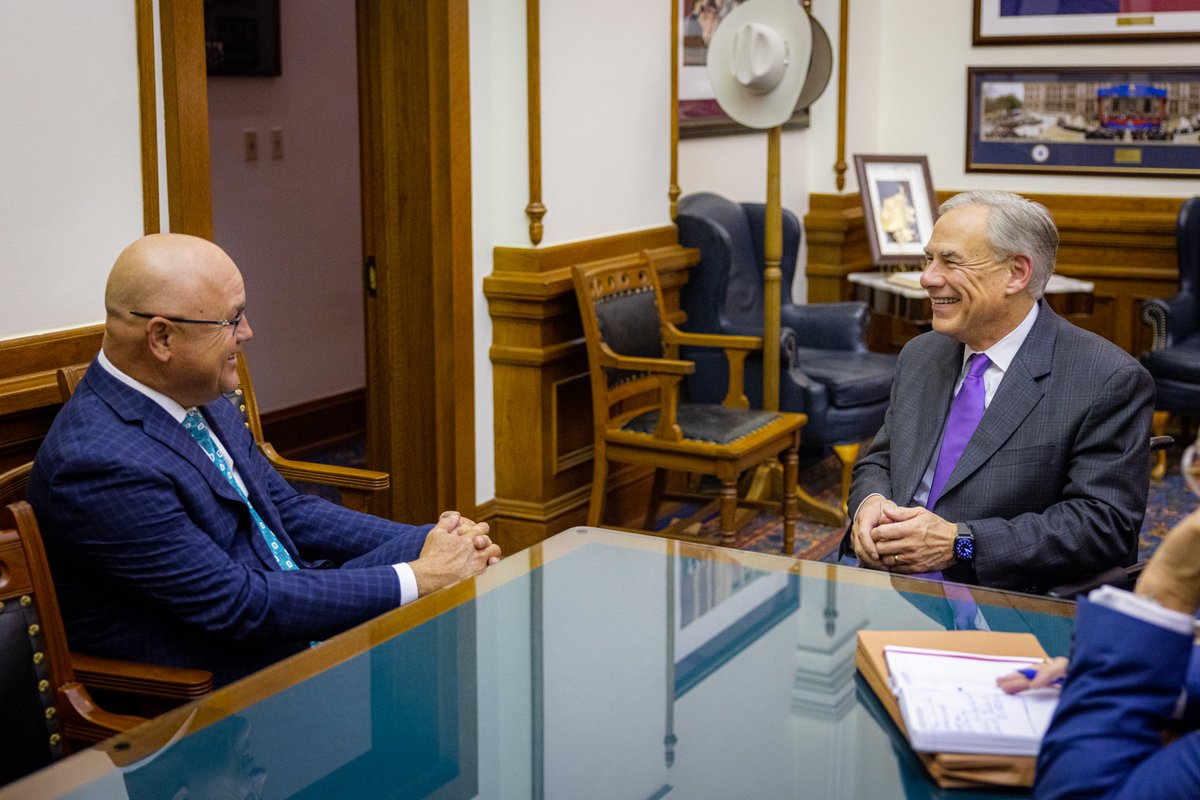 Governor Abbott Press Office tweet media