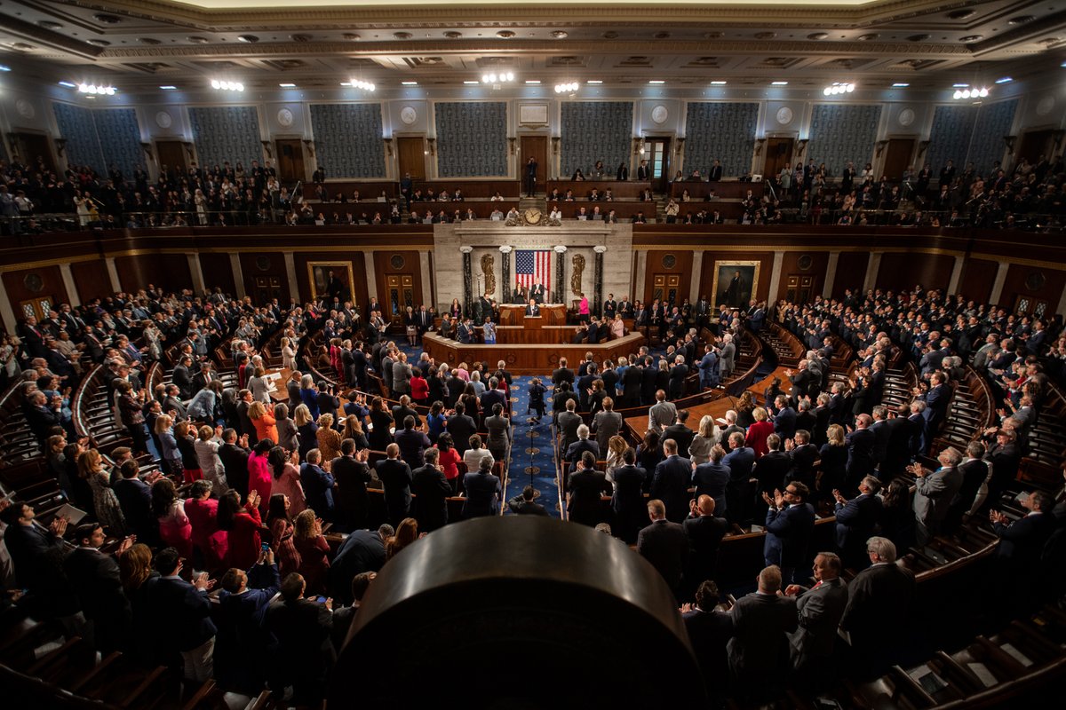House Republicans tweet media
