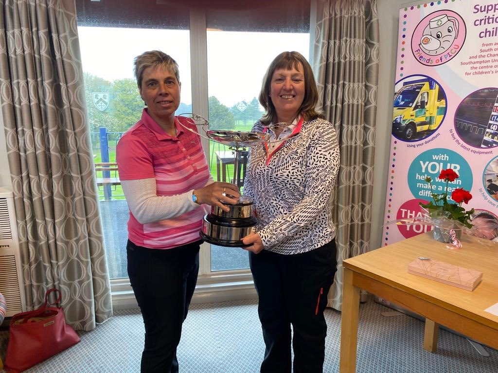 Hampshire Ladies Golf tweet media