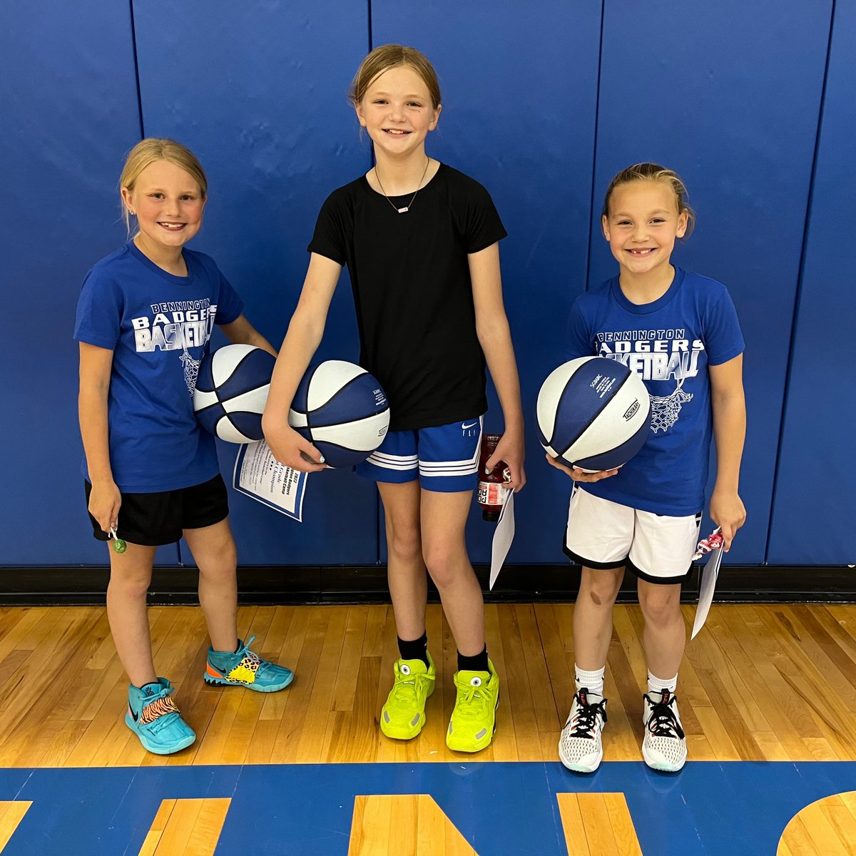 bhsbadgersgbb's tweet image. 🏀Badger Basketball Camps 2023
📆May 31 - June 1 
⛹️‍♀️Girls K-8
😎See you this summer!
🔗myschoolbucks.com/ver2/getmain?r…
🔗drive.google.com/file/d/1Yd8vj4…
@WeRBenningtonMS @Anchor_Pointe @pinecreek_elem @benningtonelem @WeRBennington