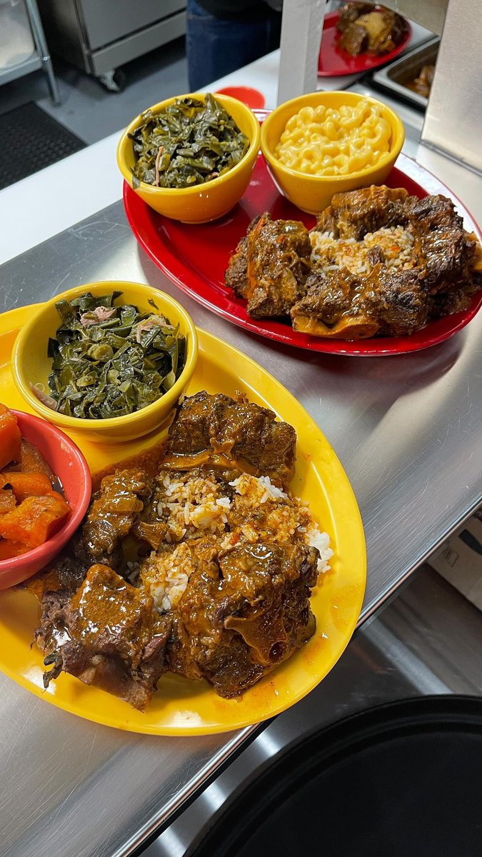 SAUEBLACKTX's tweet photo. Black-Owned Dominican/Soul Food Fusion Restaurant in Houston

“Where Southern Soul, Meets The Caribbean”

📍Comfort Foodies | 8128 North Sam Houston Pkwy W B, Houston, TX 77064 https://t.co/MupfkTkgMT