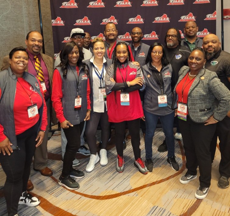 lcorprew13's tweet photo. Finished the @VIAAA95 State AD Conference teaching #LTC608, always rewarding to share & thank you @VIAAA95 family for all of the support and professional growth. #i❤️💛myjob #reflectionsbylc #vaconf23 #BTTY https://t.co/PqDOhXOWpd