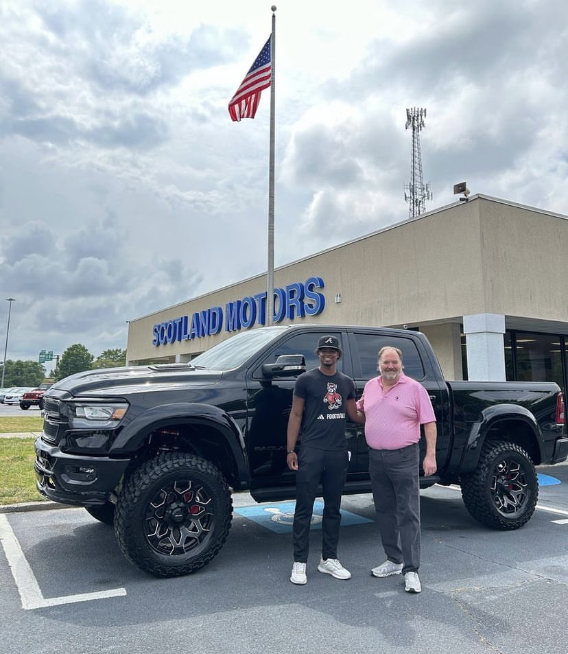 mj_morris7's tweet photo. Want to give a huge thanks to Scotland Motors Inc for the beautiful Ram Badlander! Be sure to check them out and meet some great people as well 🙏🏽 #WPN  https://t.co/9nEZ0Ufi1c https://t.co/2Gmuqetx2D