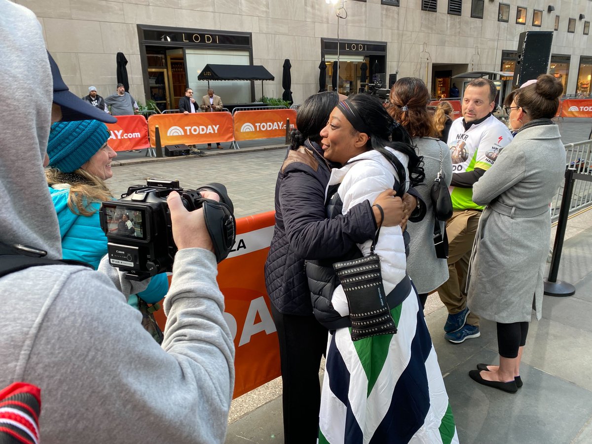 exit10agency's tweet image. Here&apos;s what&apos;s happening in our neck of the woods! We&apos;re on-site at Rockefeller Plaza shooting another amazing story for @thermosci