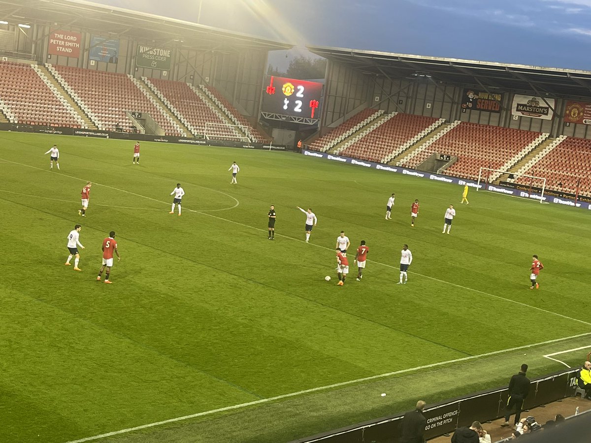 Manchester United 2-2 Tottenham Hotspur at FT: Emeran & Hugill with United’s goals: #MUFC #MUNTOT #MUAcademy #U21 #PL2 #LeighSportsVillage #ManchesterUnited #ManUtd #PremierLeague2 #LSV 🇾🇪🇾🇪🇾🇪