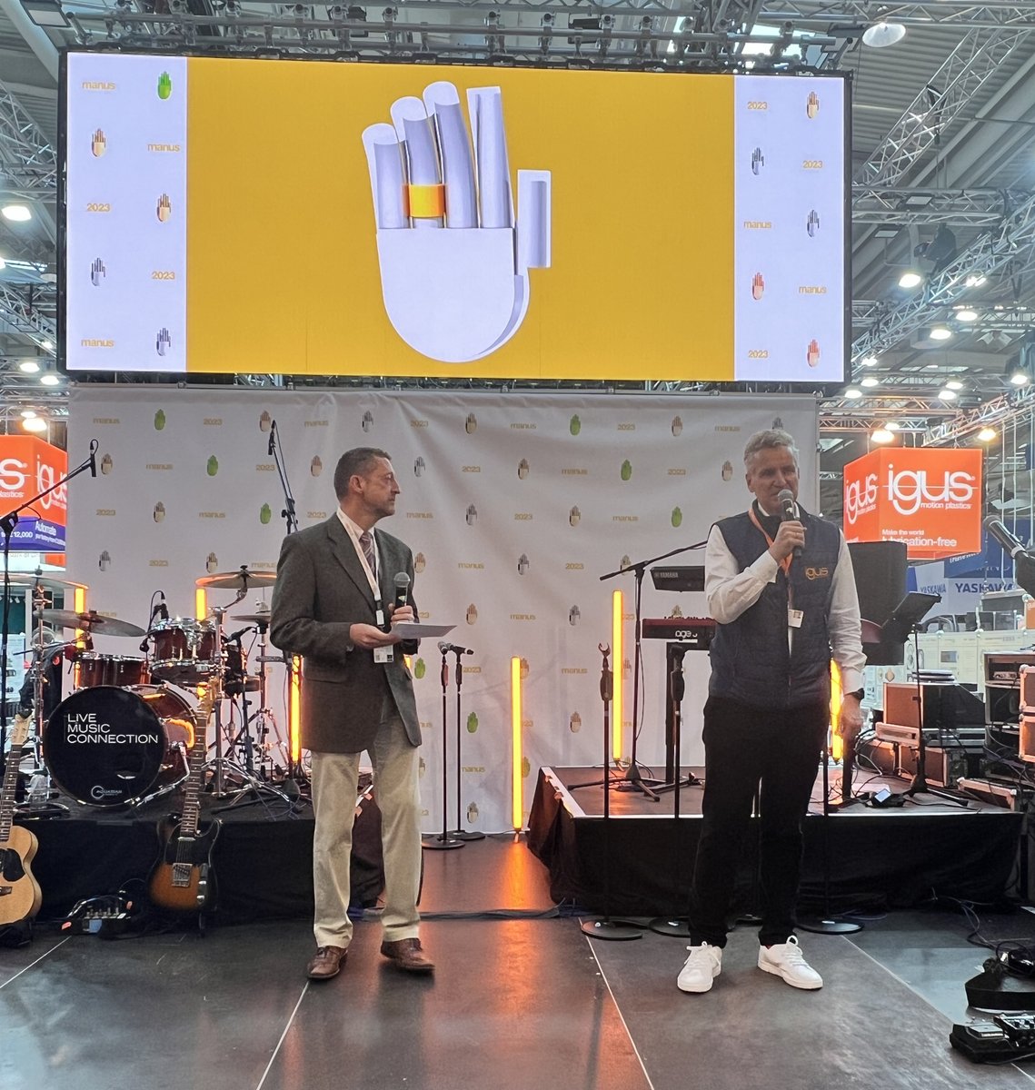 Paul J. Heney tweet media