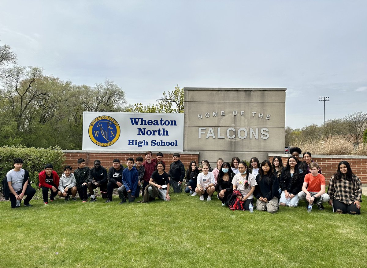 Rachel__Gannon's tweet photo. Thank you to our fabulous WN student panel as they welcomed and shared advice with our visiting 8th graders. After our building tour, Mrs. W bridged the MS/HS gap, and we wrapped up the day out in the sunshine! ☀️💙💛 #YourCommunitySchools https://t.co/LOtyVsP2Ht