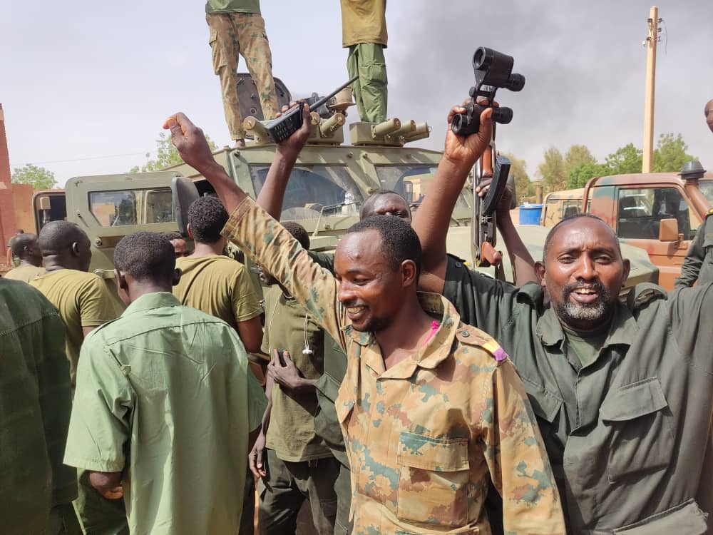 شعبا واحد جيشا واحد