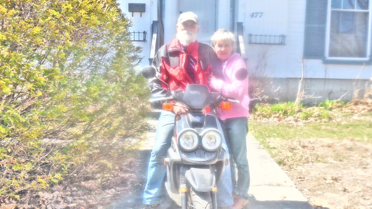 MrJohnHooper's tweet photo. My dad and mom a few years ago. Dad still bombs around town on his scooter. #BornToBeMild https://t.co/5NE3zuTxHF