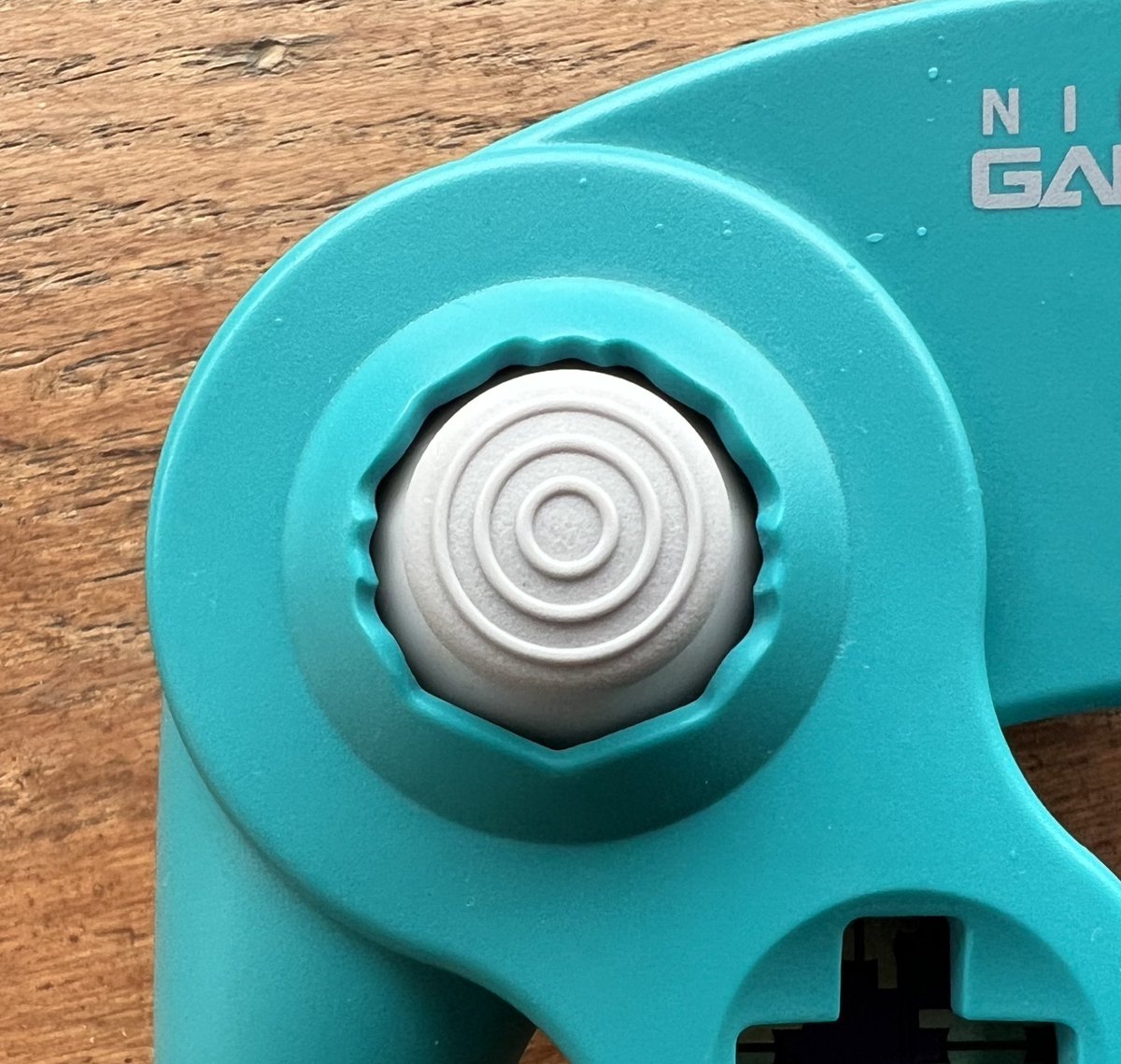 LuckyGCCs's tweet image. Another week, another notched shell.

RT to enter, winner announced Sunday