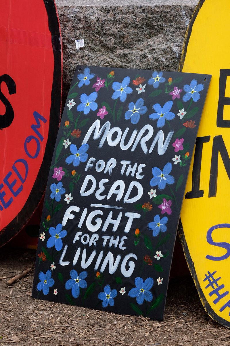 Thank you to whoever made this beautiful sign at today’s @torontolabour Day of Mourning ceremony for workers killed, injured and made sick on the job.

Today, we remember. 

#DayOfMourning #WorkersMemorialDay #April28