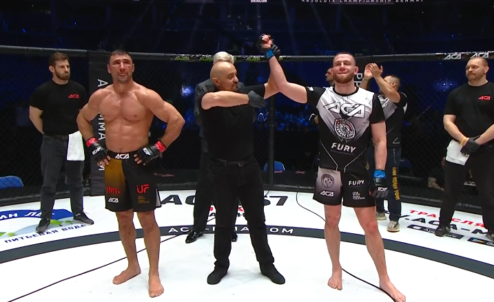 Grabaka_Hitman's tweet photo. Anatoliy Boyko takes the split decision against Andrey Koshkin to improve to 12-1. Nice gut check fight for the welterweight prospect. A lot to like about Boyko. #ACA156 https://t.co/6MhYrBTYwK