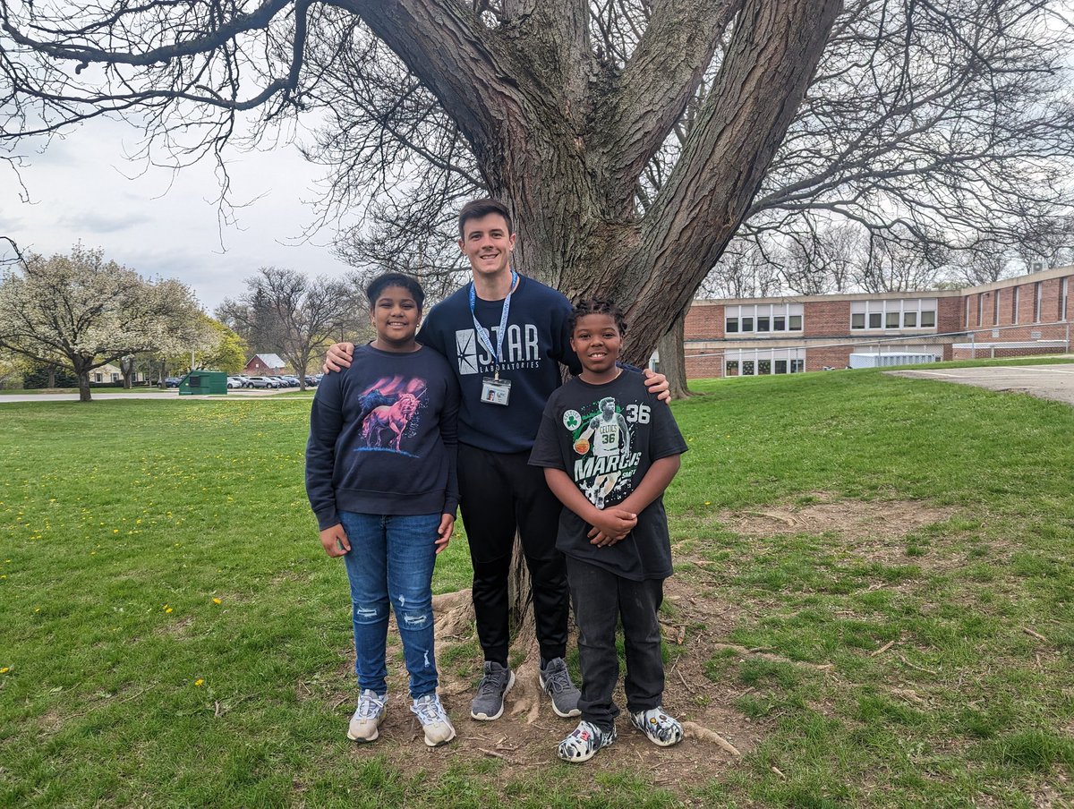 MrBiehlsPE's tweet photo. Congratulations to Jayla Killings and Tremane McNair-Scales on winning @CentralWZ's Physical Education Students of the Year Award!

This Award goes out to Outstanding Leaders in their Physical Education Class and we couldn't be more proud of them! @WCCSD #PhysEd @NYSAHPERD https://t.co/ibxmcaKv3F