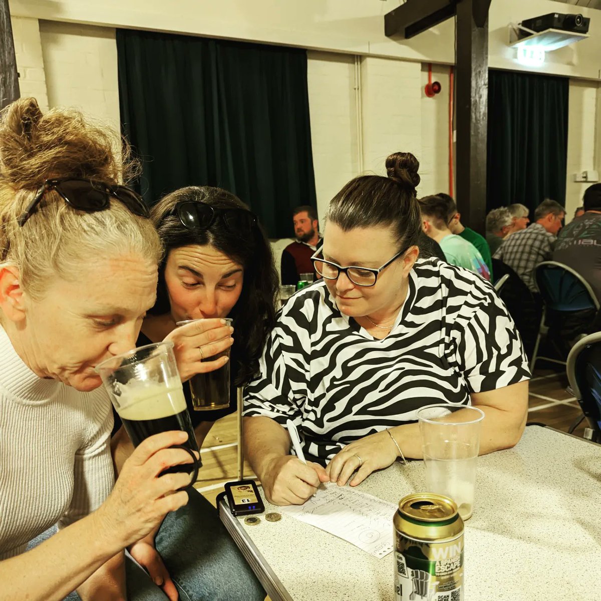 wombatladiescc's tweet photo. Eyes down!! 👀 Wombats quiz night! Absolutely packed room, full of fun and laughter 🏏 Raising funds for the club #wombats #cricket #quiz #concentrationfaces @WombatsCC https://t.co/5nmNGlKh9M