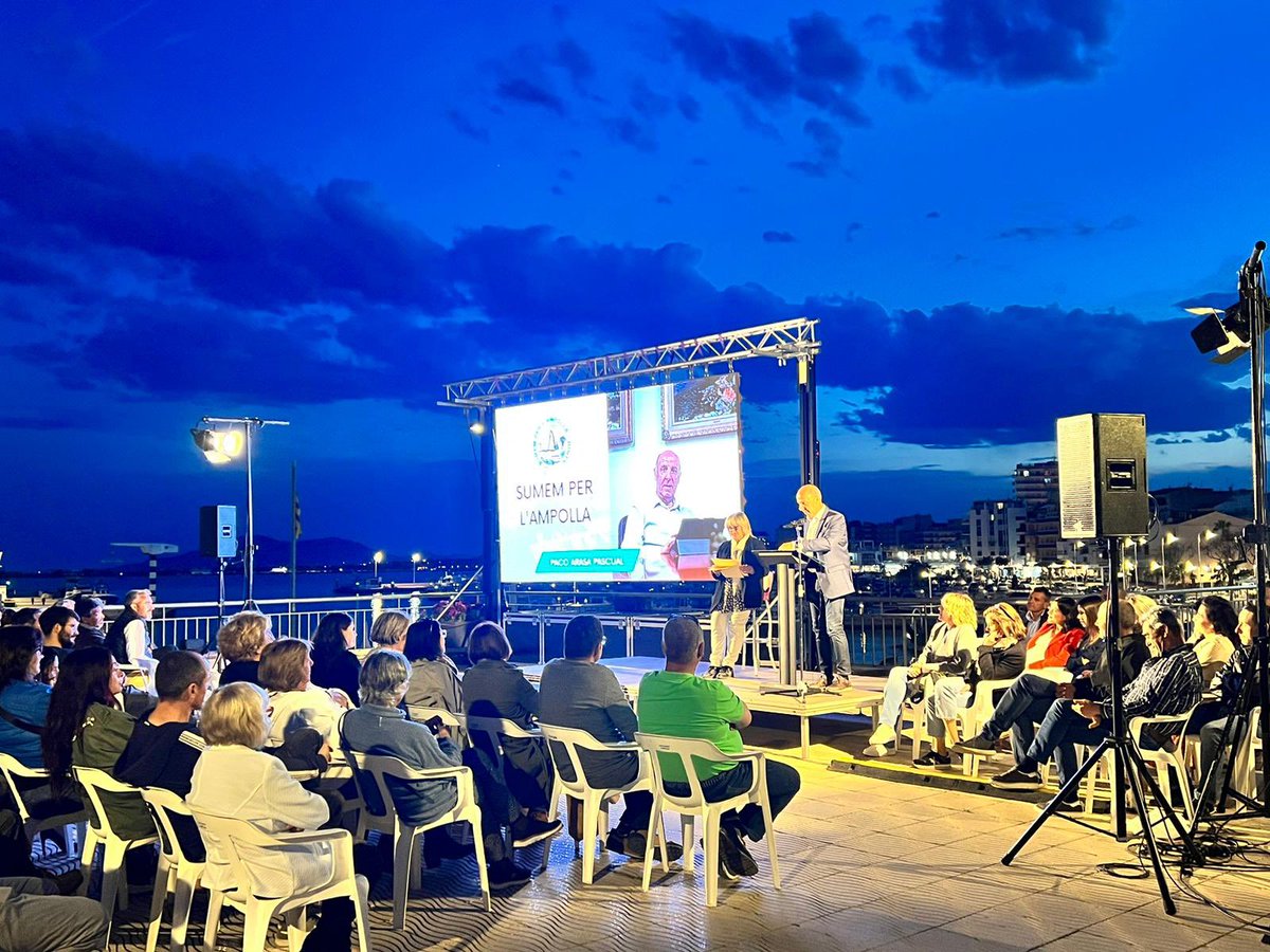 mncsls's tweet photo. Acabar el divendres a l'Ampolla, casa meua estiu rere estiu, amb un equip solvent i proper que diu sí a continuar treballant per la seua gent. Un gran alcalde i una gran llista! Enhorabona, Paco Arasa! Il·lusió per sumar junts! #gentdedebò https://t.co/FEzMCwerzL