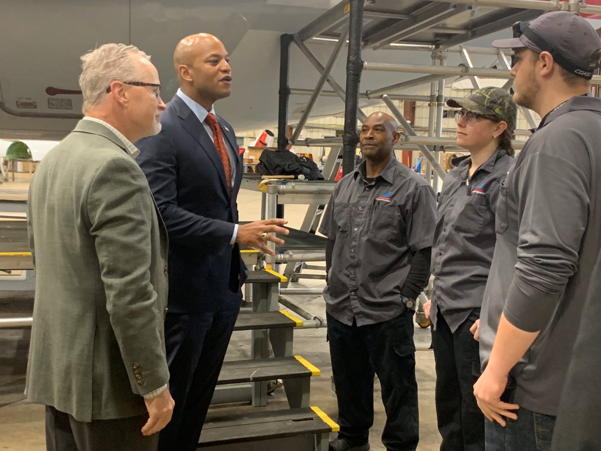 piedmontair's tweet photo. Excited to show @iamwesmoore around Piedmont's HDQ in Salisbury, MD. #WorkforceDevelopment and investing in future generations interested in aviation is vital to our success, and we appreciate the support from Governor Wes Moore.

#PiedmontProud #Aviation https://t.co/zp1Gx51s98