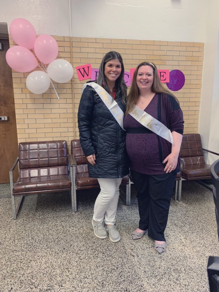 Mrs. Pickett tweet media