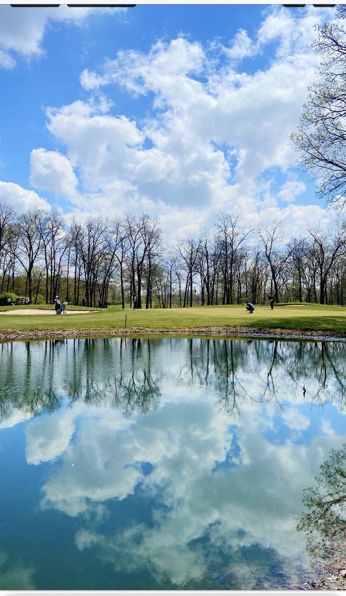 sms_shine's tweet image. One of the prettiest days to watch my boy golf for @PBGolfnation 🐻‍❄️🐾one tough hole away from a PB!  Man I love watching my boys golf ❤️⛳️ #greatestgameonearth #beardown #onu