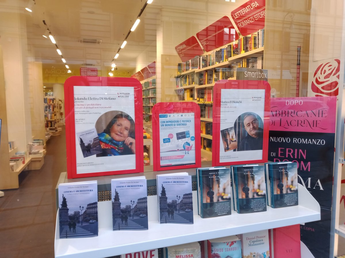 Apeoapple's tweet photo. Ed oggi pomeriggio una bella presentazione con @jolanda_stefano in libreria https://t.co/Amrgc5IO6X