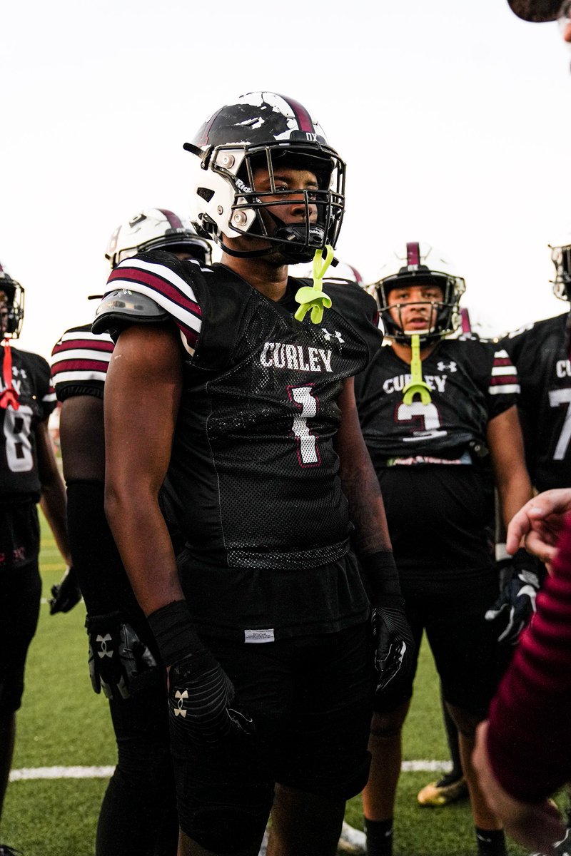 6’1 205lbs Hybrid Linebacker !!

hudl.com/v/2JrEL5