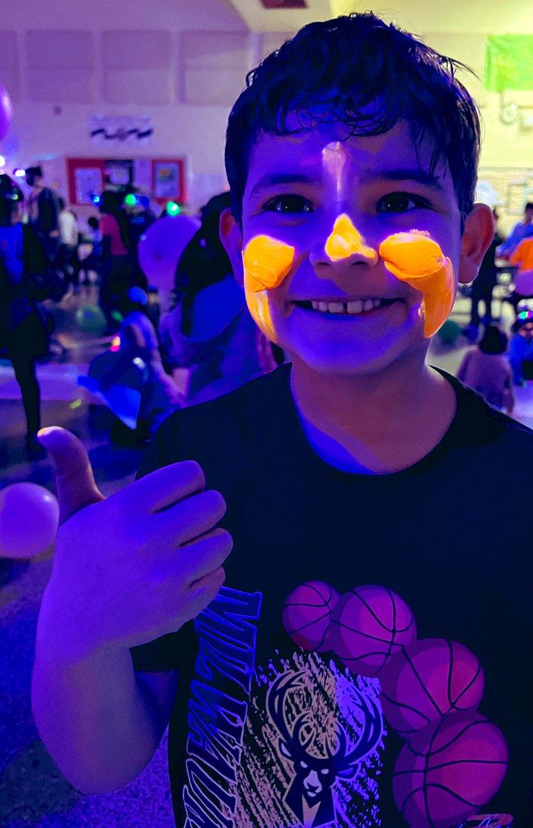 brijslater's tweet photo. We finished our SOL Spirit Week in Style!!!! No better way to celebrate all our students hard work throughout the school year!! We got to have some fun before we crush our SOL’s!!! The Tigers are ready to ROAR!! #DCEStigers https://t.co/IJDfb6yYa0