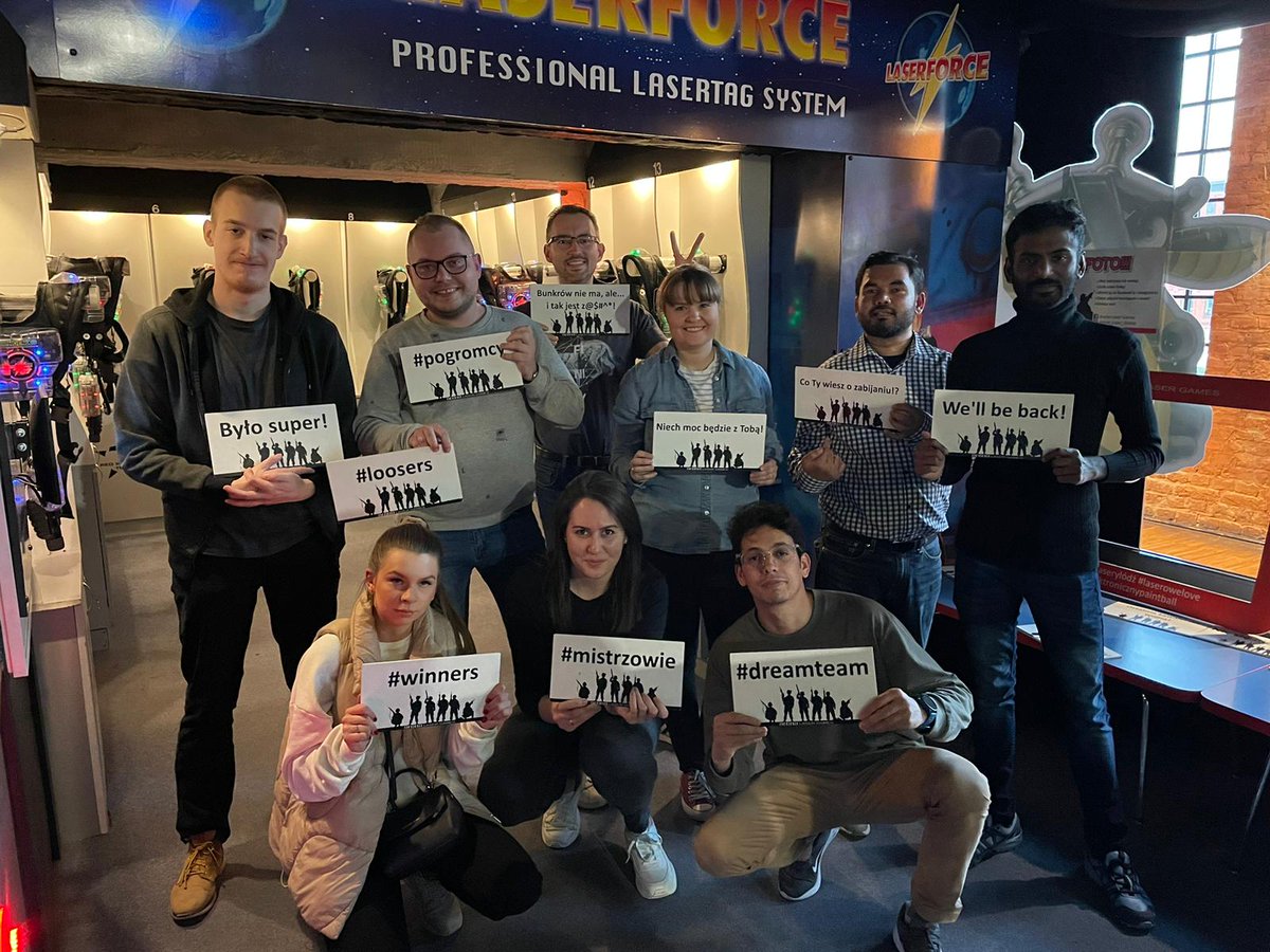 lukasz_poltorak's tweet photo. E@SI team building during laser game was a great idea. After hard work we all needed a bit of fun. @KRudnicki91 @kwaczynski_k @AbdelatifLaroui @RizwanNanotech @Karolin_Sobczak @Kowalewska_K94 #chemist having fun https://t.co/yQJHn653fE