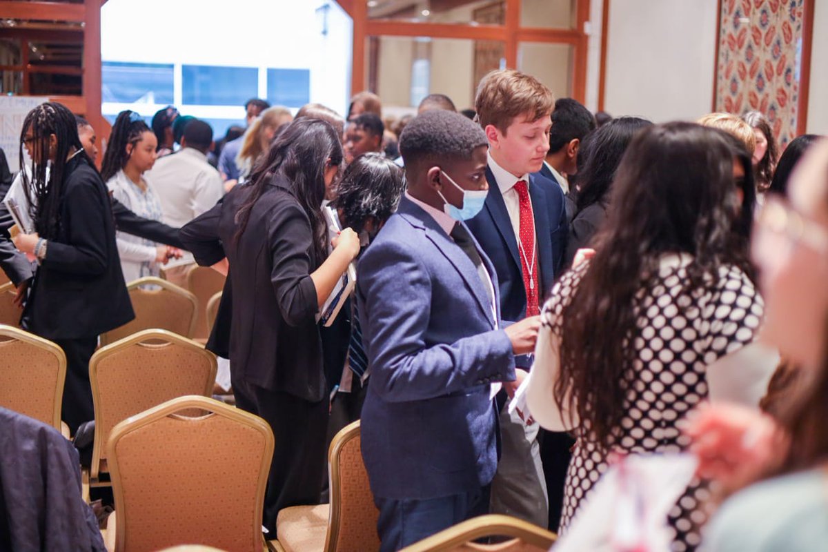 LifeLinkGhana's tweet photo. Day 1 of the Global Classrooms International Model United Nations Conference held in New York. @LifelinkGhana delegates joined others for their 1st committee session and got the chance to experience the feel of international #Diplomacy!
#JHSMUN #GCIMUN #MUN #LLMUN #NewYork https://t.co/GcZhNJ6RaK