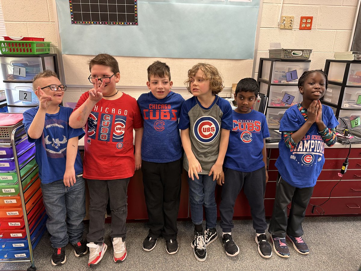 Discover_MV's tweet photo. Thank you so much to our MV community! We raised $577.34 for Shriners Children’s Hospital in honor of Mr. Furlan! Our Cubs vs Sox Spirit Day was a fun way to wrap up our coin drive and celebrate this accomplishment.  Way to go, Meadowview! ❤️💙 ⚾️ 🖤🤍 https://t.co/ouoHZp2iAi