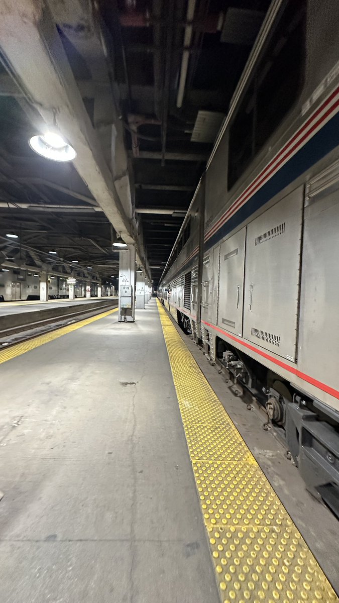 NickGoesFar's tweet photo. Officially onboard the #EmpireBuilder and out of Chicago. West bound and ready for an adventure! @Amtrak #trainvlog #traintravel #usarail https://t.co/581QOGv2Sv