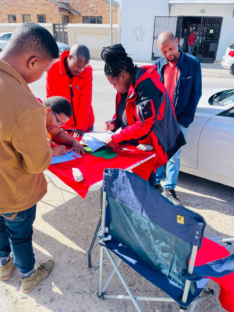 EFF_Cape_Metro's tweet photo. EFF in ward 98, Zone 6 embarking on the EFF Red Friday Mass Registration Campaign. https://t.co/0OVx7AXwRD