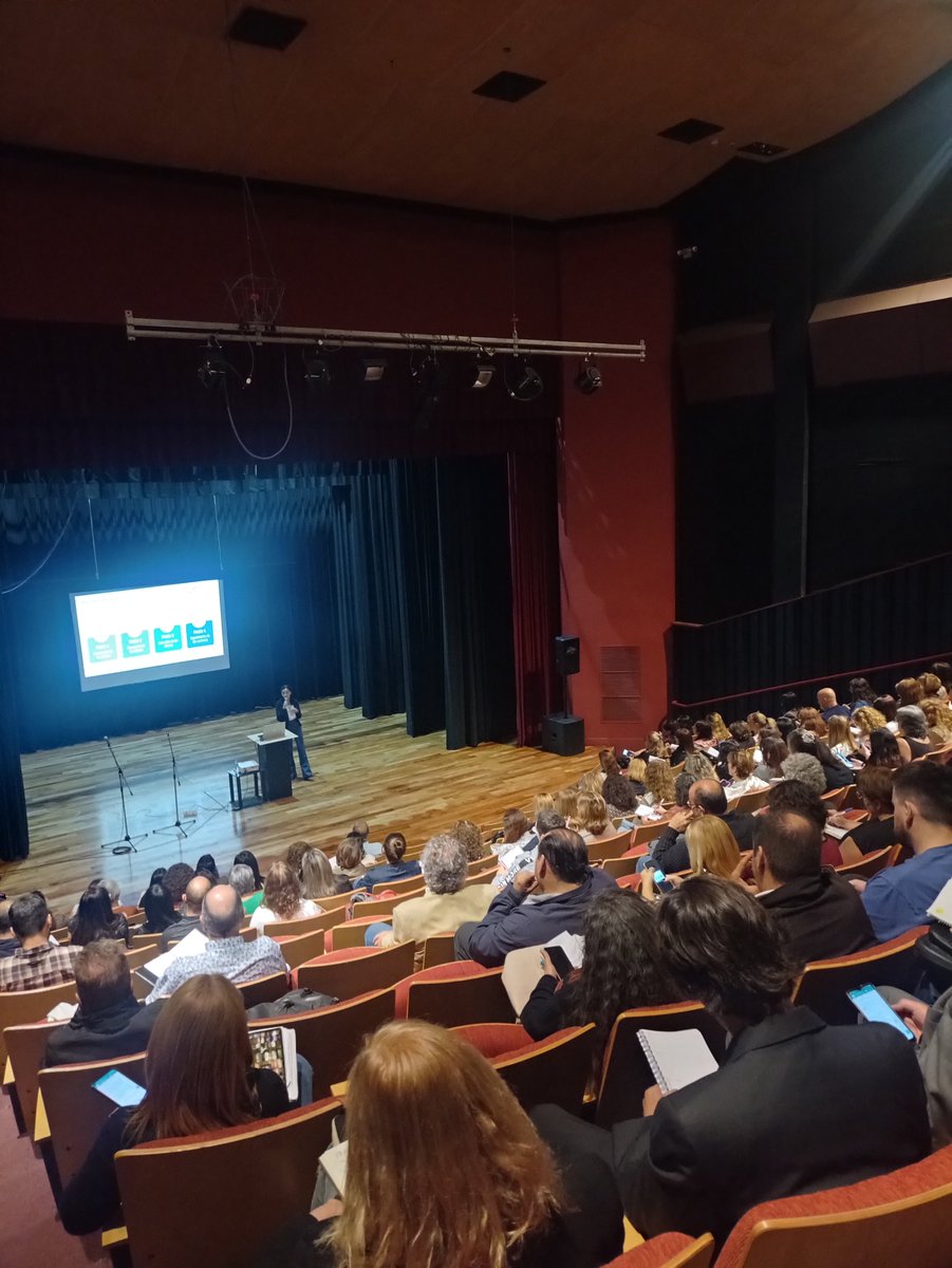 Carli_vai's tweet photo. Desde hoy, todas las escuelas secundarias de Mendoza tienen a disposición el Sistema de Alerta Temprana para identificar más ágilmente a estudiantes están en riesgo de abandonar y definir intervenciones adecuadas para acompañarlos. https://t.co/cK1nOtvXNz