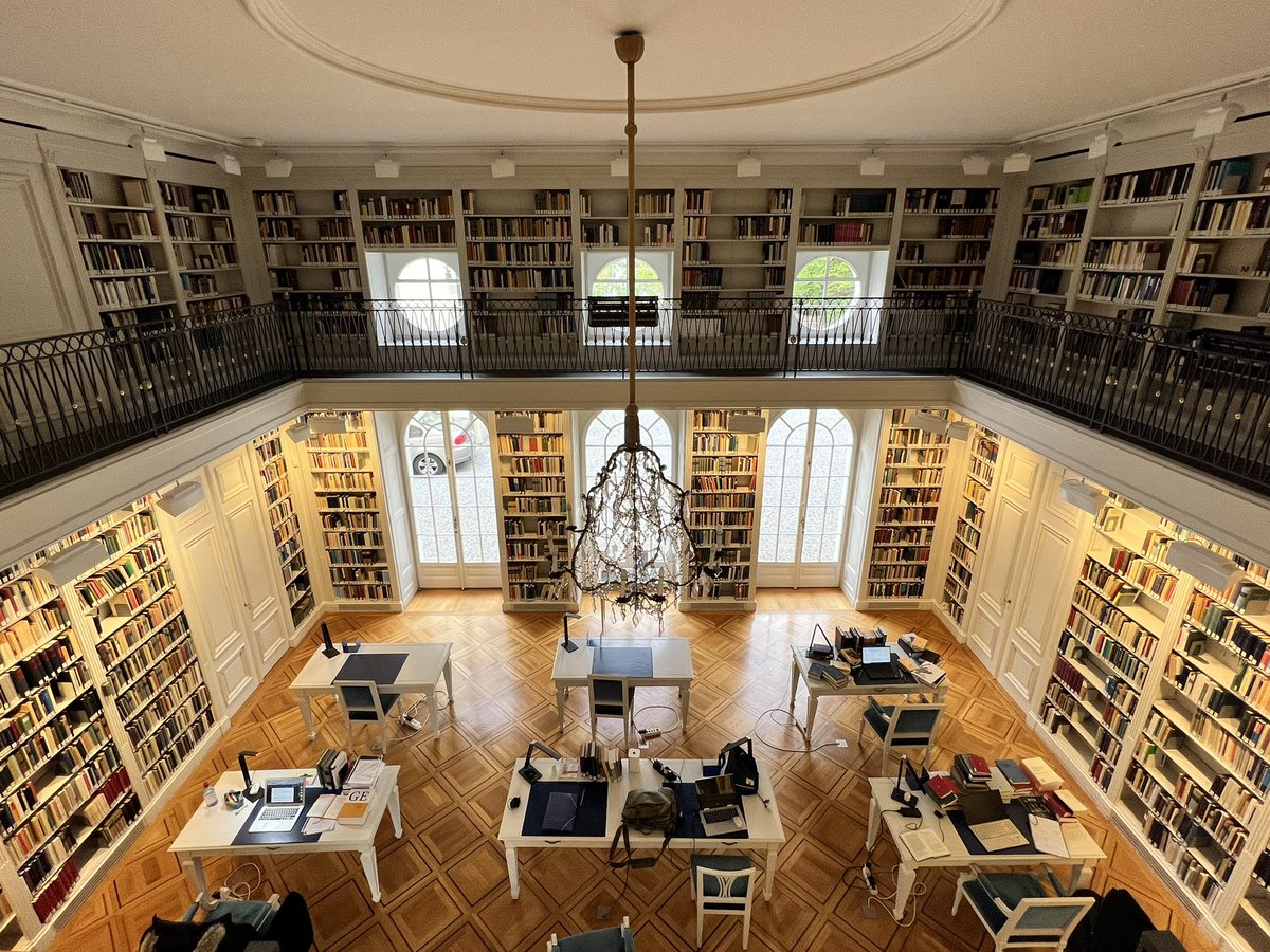 Other people out there struggling/having struggled settling back in their routine lives after a research stay at the idyllic #HardtFoundation ? 

Main Library, pic from two weeks ago.